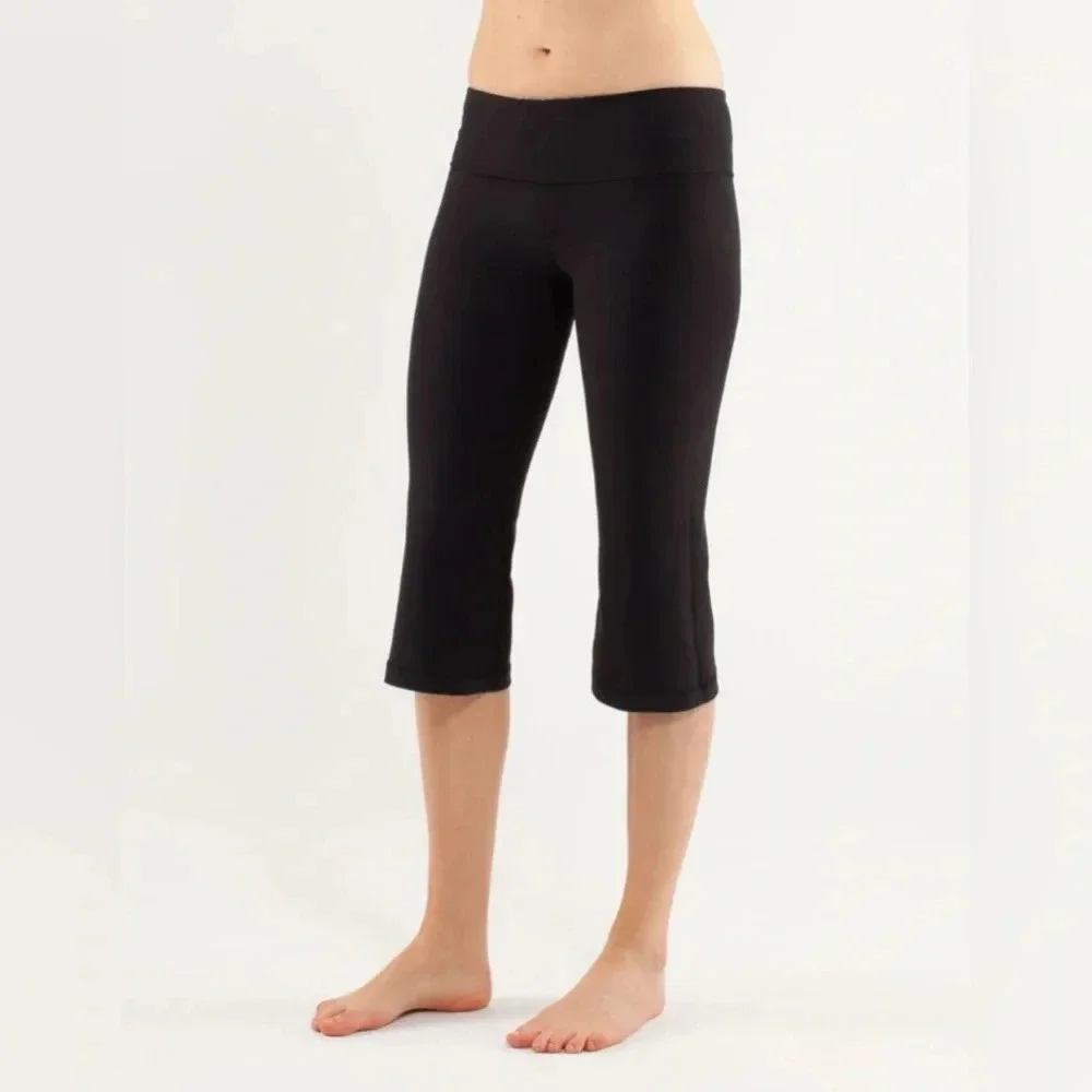 Lululemon Groove Crop Reversible Leggings Size 4